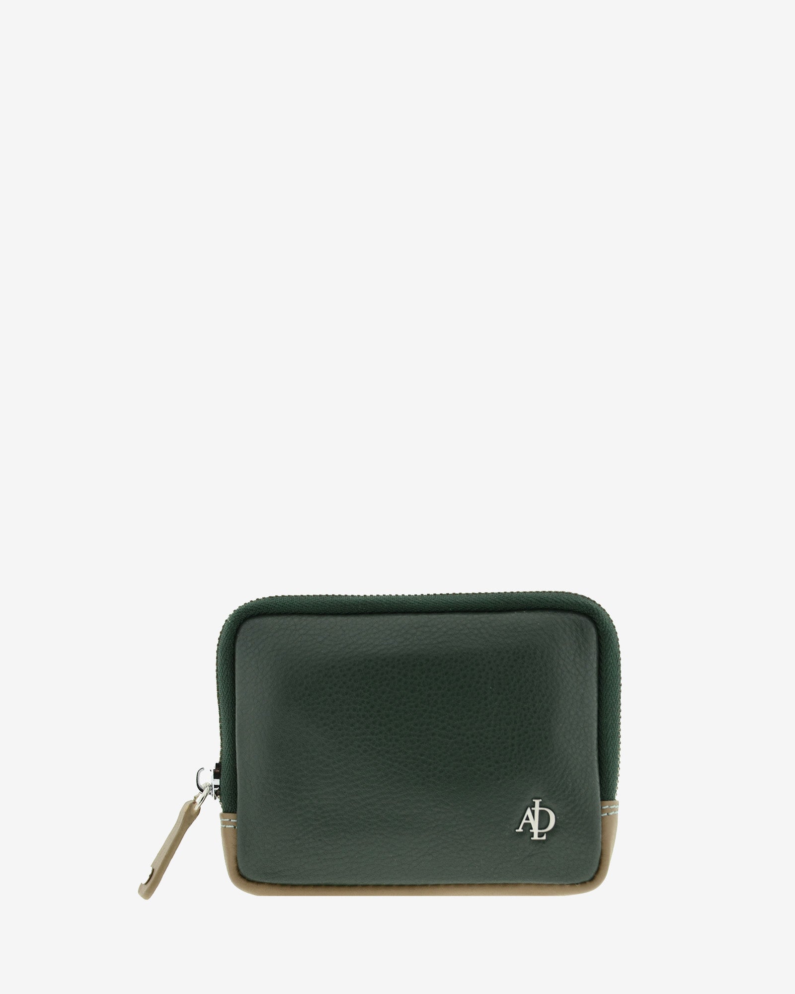Monedero de mujer en piel suave de color verde con cremallera. Ref. 4241-5. Vista frontal.