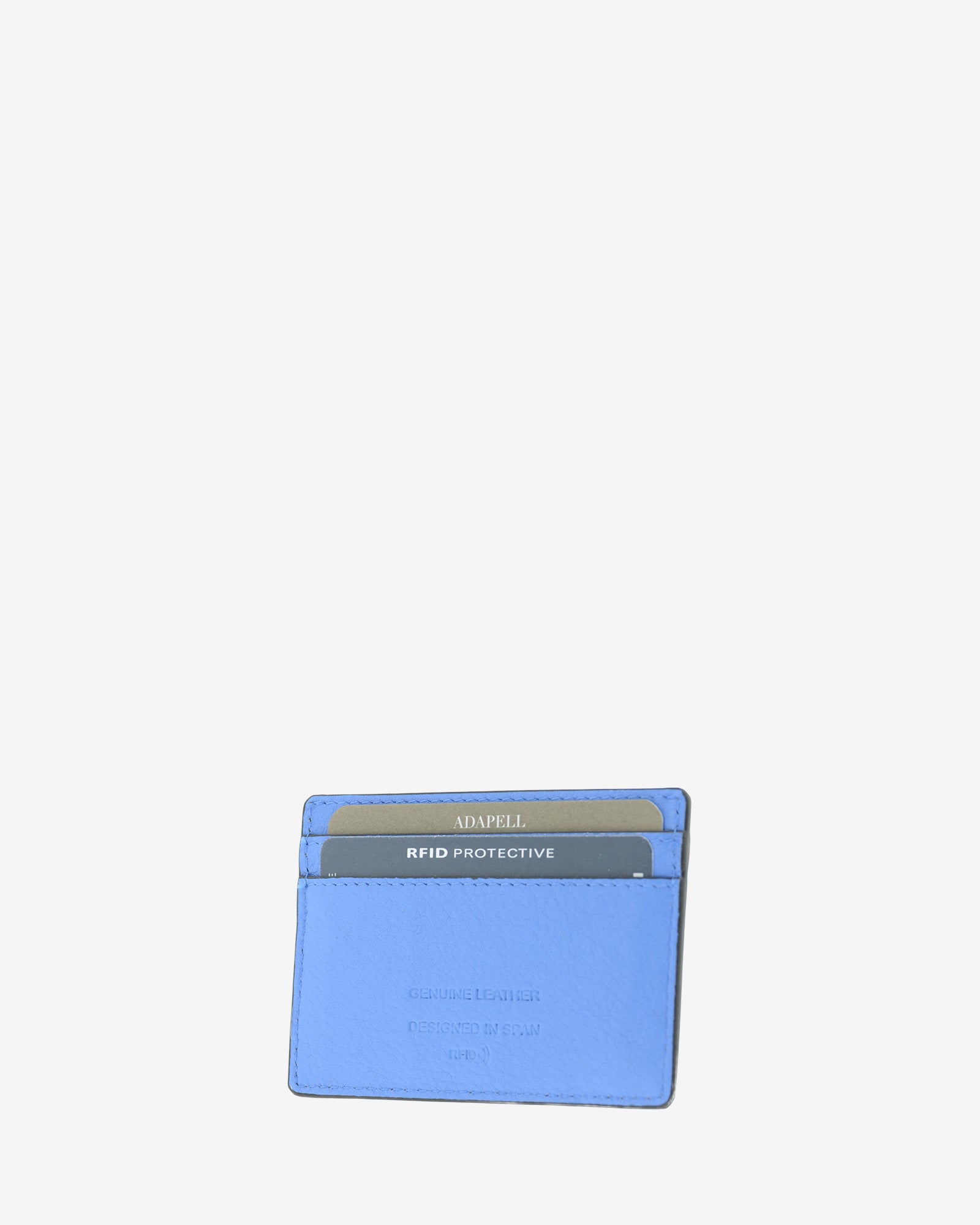Tarjetero ultrafino en piel auténtica de color azul con bordes en negro, ref. 8083-14, con capacidad para 4 tarjetas y compartimento central para billetes o más tarjetas y con protección de tarjetas RFID, vista diagonal trasera